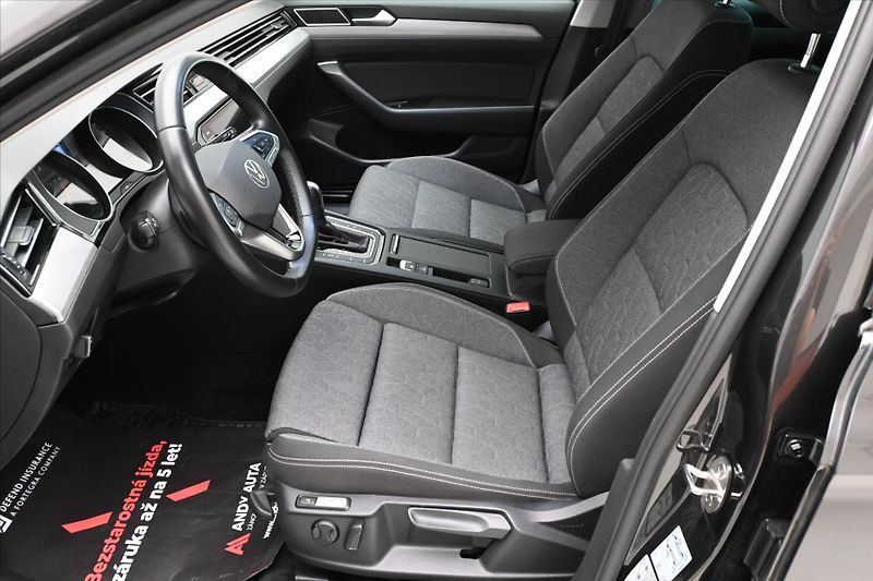 Volkswagen Passat 2,0 TDI 110 kW DSG Business Zá - fotka 13 z 31