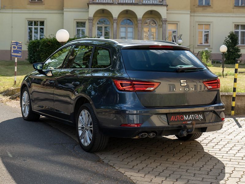 Seat Leon TDI DSG Xcellence Kessy Tažné - fotka 8 z 35