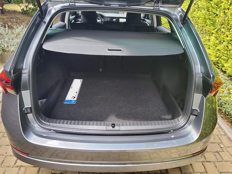 Škoda Octavia (2023) 2.0TDI 110kW Style 1maj ČR - fotka 26 z 31