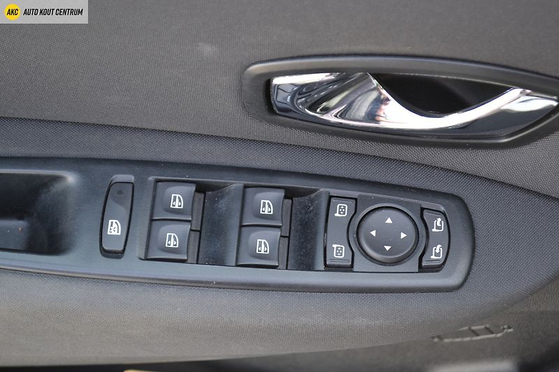Renault Grand Scénic 1.5dCi - 81KW - fotka 46 z 54