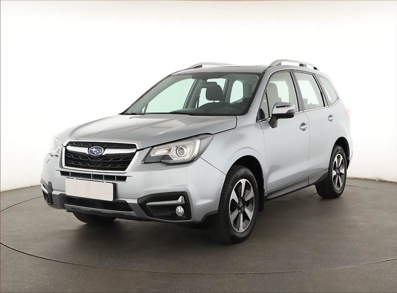 Subaru Forester (2016) 2.0 d, 4X4, Bi-Xenony - fotka 2 z 20