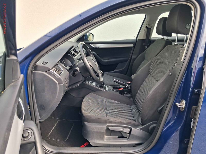 Škoda Octavia (2014) 1.6 TDi, AC, TZ, temp. - fotka 9 z 18
