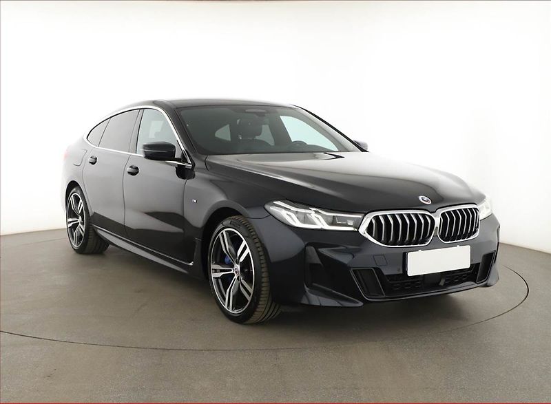 BMW Řada 6 (2022) 640i xDrive GT - fotka 1 z 20