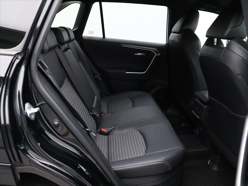 Toyota RAV4 2,5 Hybrid Black Edition 4WD e - fotka 14 z 34