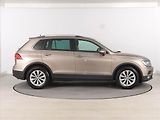 Volkswagen Tiguan (2019) 1.5 TSI, ČR,1.maj, Serv.kniha - náhled 6