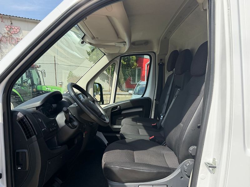 Peugeot Boxer 2.2BHDI 88kw*L1H1*CZ*DPH* - fotka 16 z 29