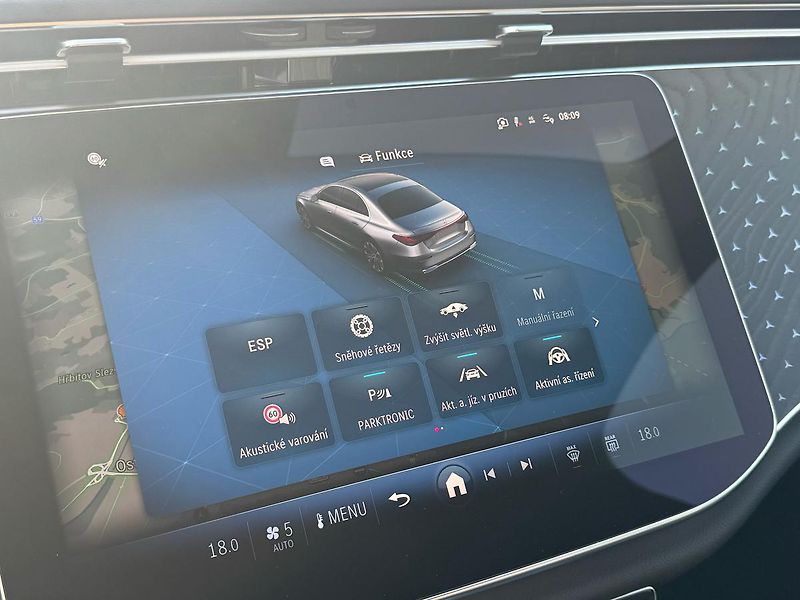 Mercedes-Benz Třídy E E 400 e 4MATIC PHEV demo - fotka 17 z 26