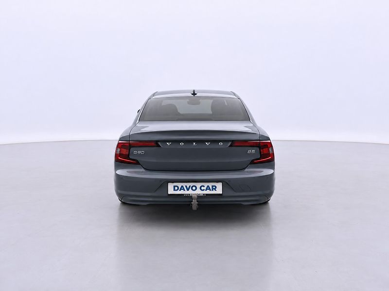 Volvo S90 2,0 B5 184kW CZ DPH - fotka 6 z 41