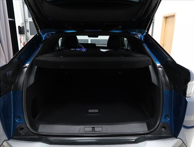 Peugeot 3008 1,2 ALLURE Hybrid 145 e-DCS6 - fotka 9 z 27