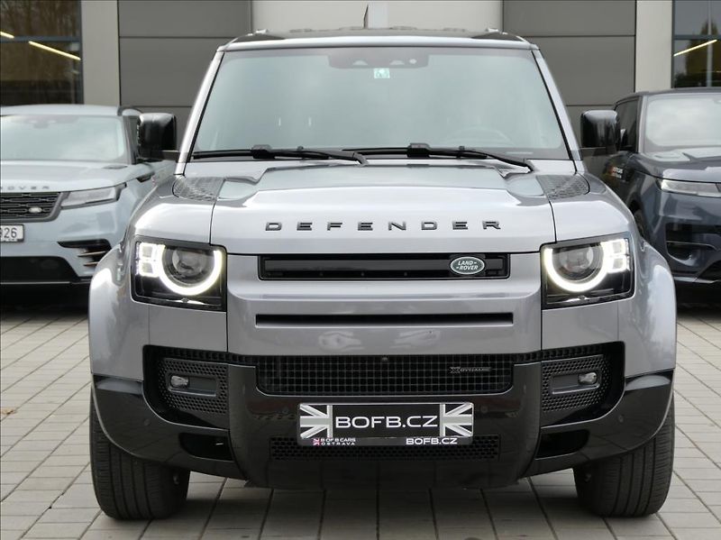 Land Rover Defender 3,0 D250 X-Dyn SE,1.maj,ČR,DPH - fotka 4 z 36