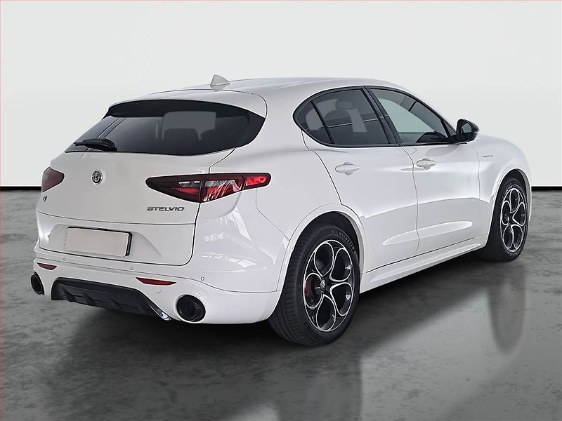 Alfa Romeo Stelvio (2024) Veloce 2.2 Diesel - fotka 5 z 21