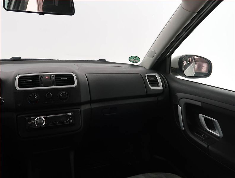 Škoda Fabia (2008) Ambition 1.2 12V, Serv.kniha - fotka 8 z 14