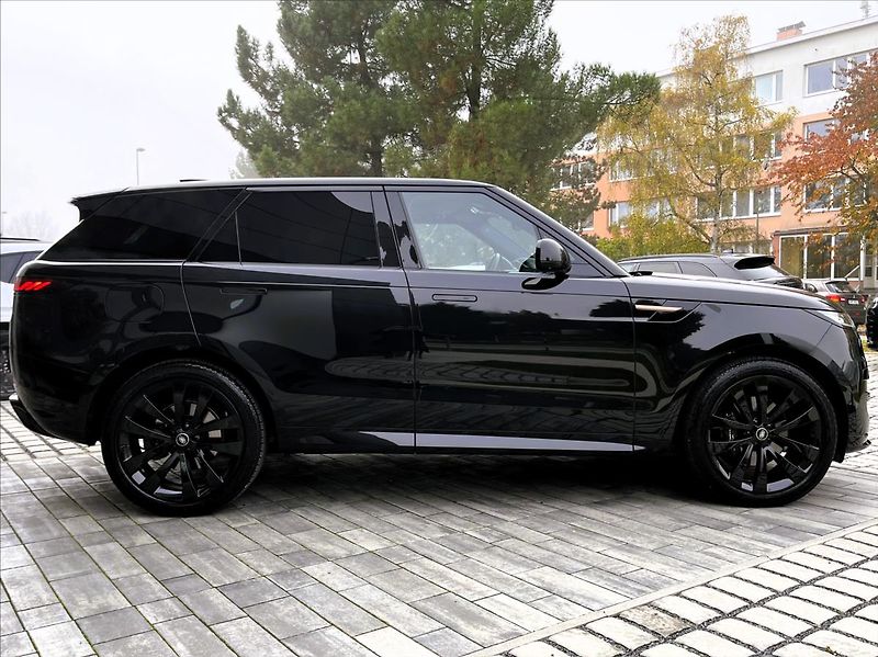 Land Rover Range Rover Sport (2026) 3,0 D300 DYNAMIC HSE / STORMER - fotka 11 z 37