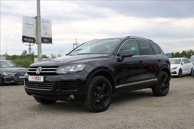 Volkswagen Touareg 3,0 TDi  4 x 4, AUTOMAT, DPH - fotka 1 z 40