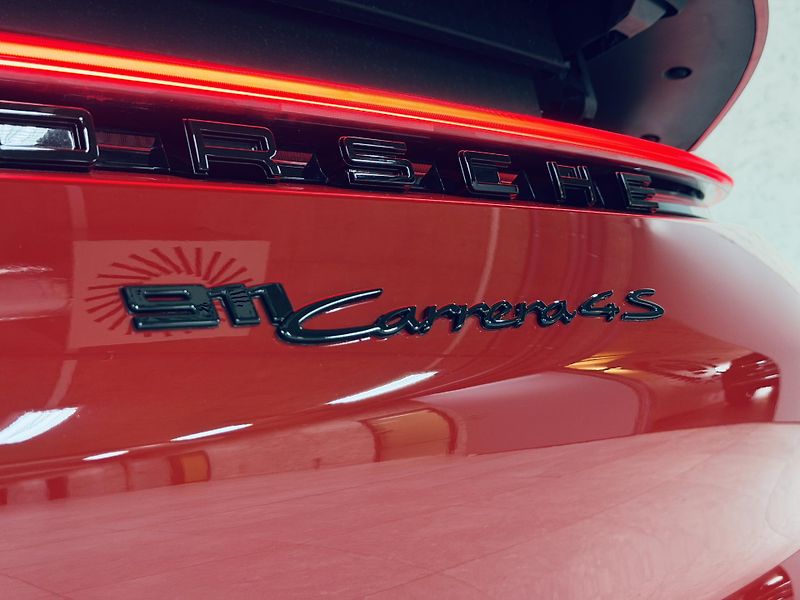 Porsche 911 (2020) CARRERA*4S*CZ*REZERVACE* - fotka 14 z 42