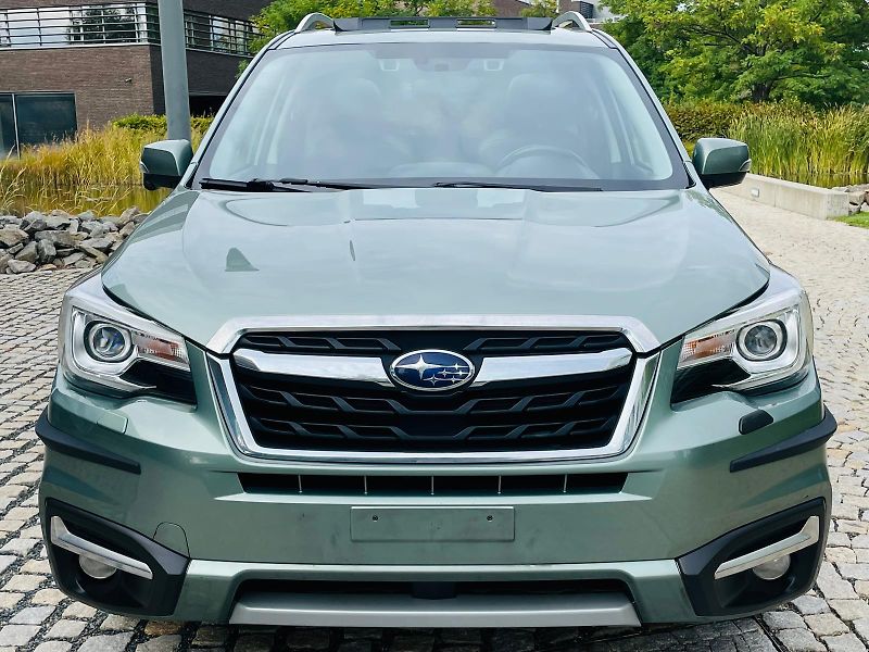 Subaru Forester 2.0i 1.MAJITEL TAŽNÉ SERVISKA - fotka 6 z 48