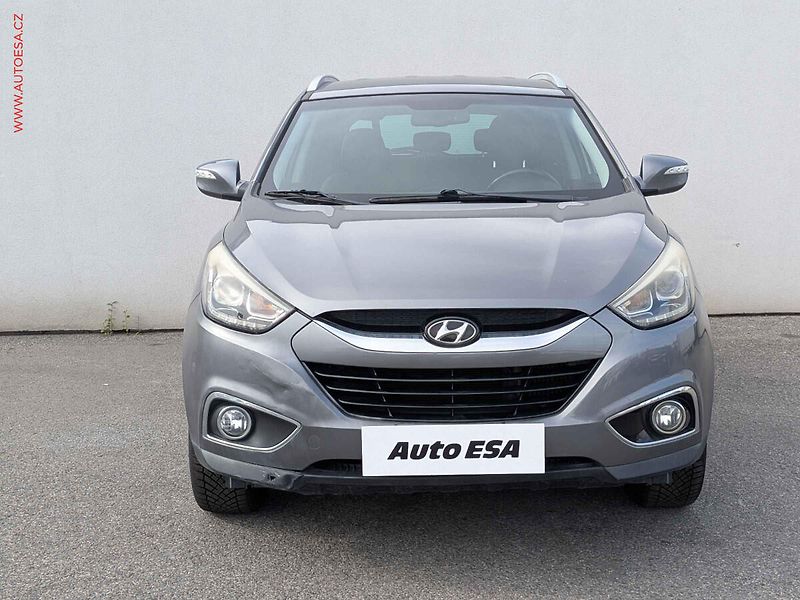 Hyundai ix35 (2013) 1.7 CRDi, Navi, kamera - fotka 2 z 20