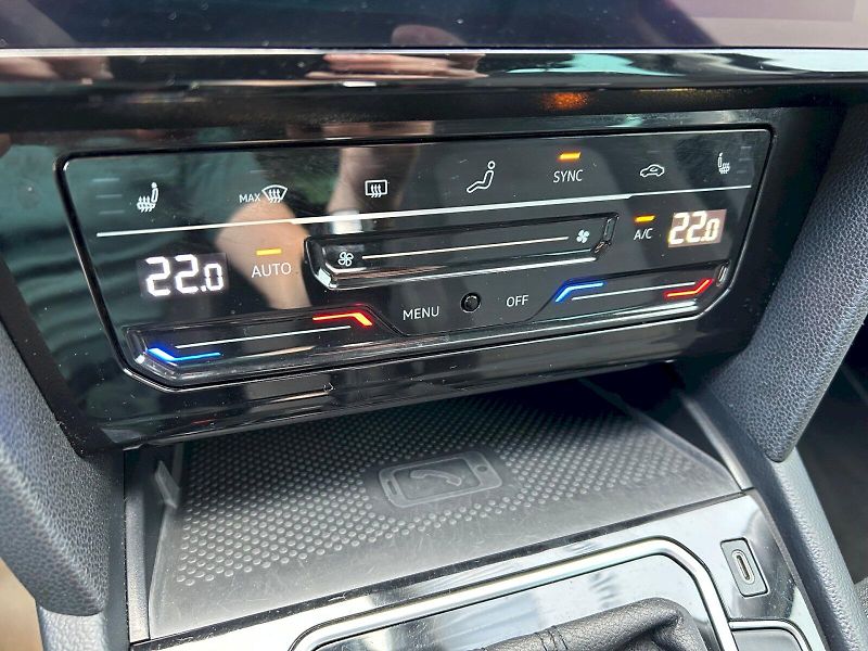 Volkswagen Passat (2021) Business 2.0 TDI 110 kW DSG Va - fotka 25 z 29