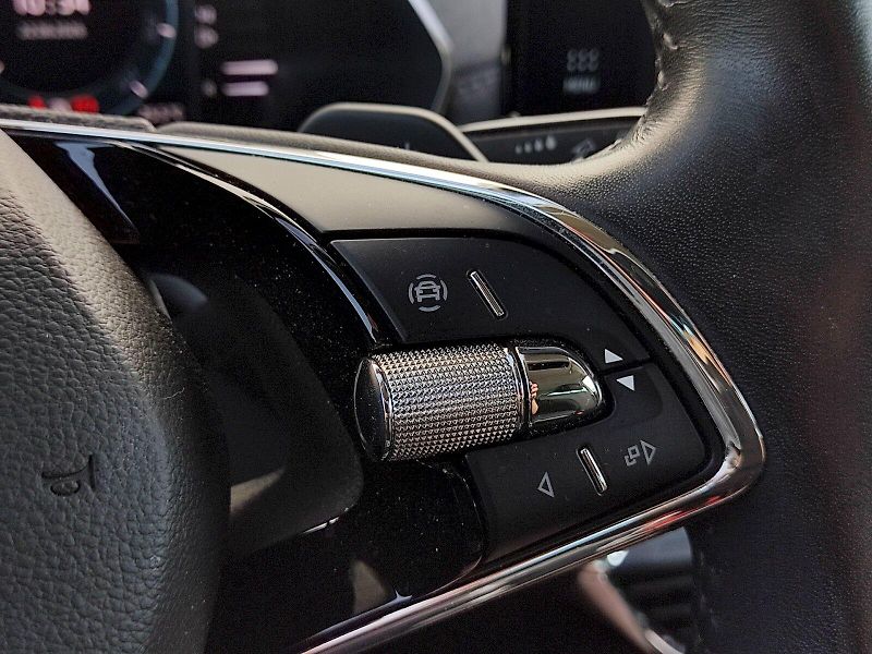 Škoda Octavia (2021) Style Plus 2,0 Tdi 110 Kw DSg - fotka 31 z 37