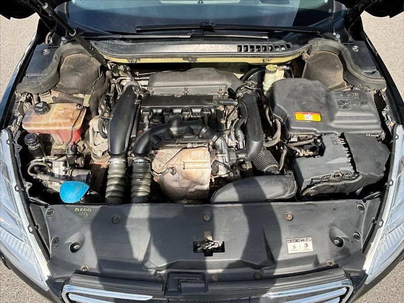 Peugeot 508 1,6 THP  SW - fotka 10 z 19