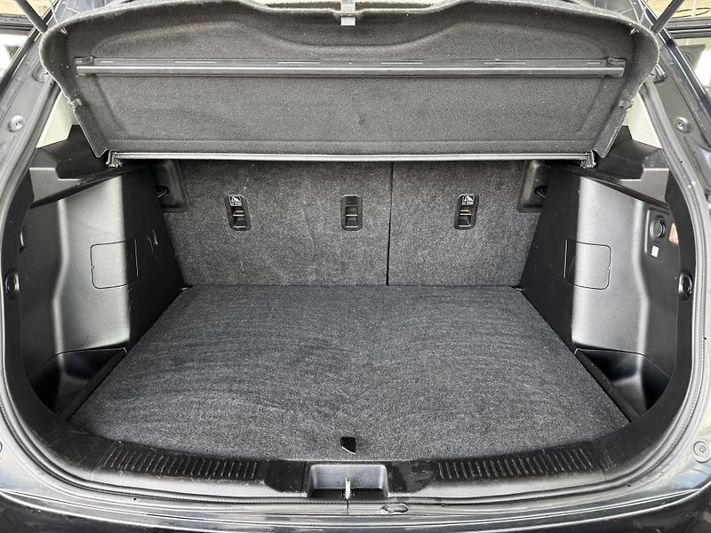 Suzuki SX4 S-Cross 1,0BoosterJet*Navi - fotka 31 z 32