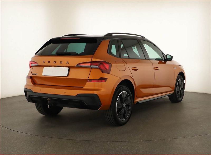 Škoda Kamiq (2025) 1.0 TSI, MONTE CARLO, AUTOMAT - fotka 5 z 16