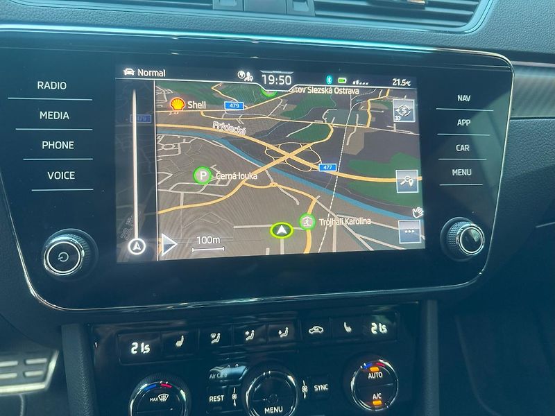 Škoda Superb (2024) Sportline 2,0 TDI 110 KW AUT - fotka 26 z 28