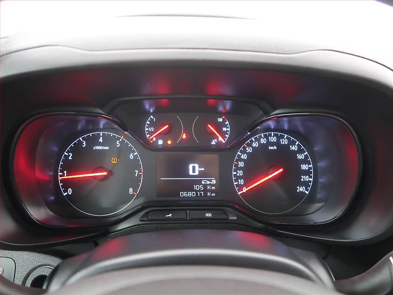 Opel Combo (2023) 1.5 CDTI, ČR, DPH - fotka 10 z 15