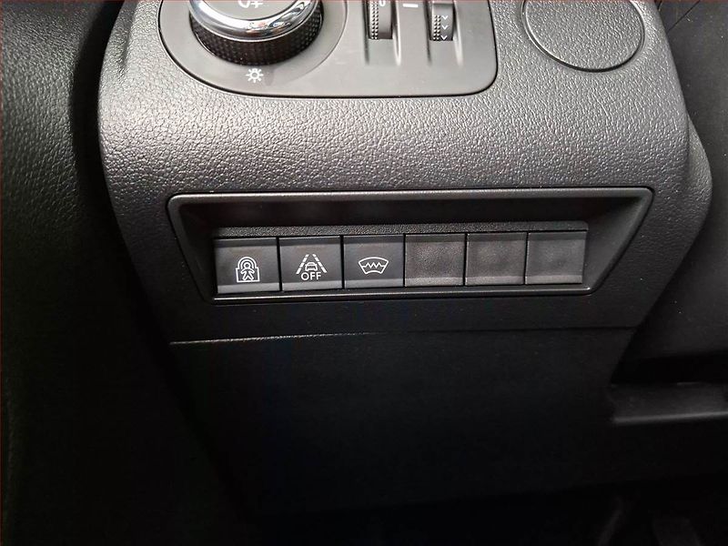 Opel Combo (2023) Elegance 1.5 CDTI, 5Míst, ČR - fotka 19 z 19