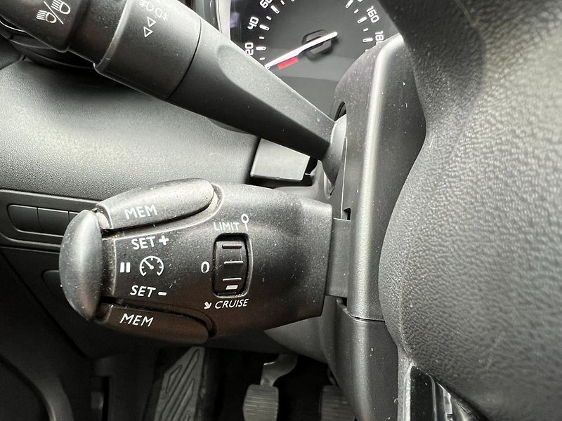 Citroën C3 Aircross (2021) 1.2PT 81kW Feel! Navi! LED! - fotka 22 z 35