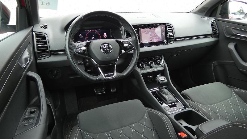 Škoda Karoq 1,5 TSI DSG Sportline - fotka 5 z 24