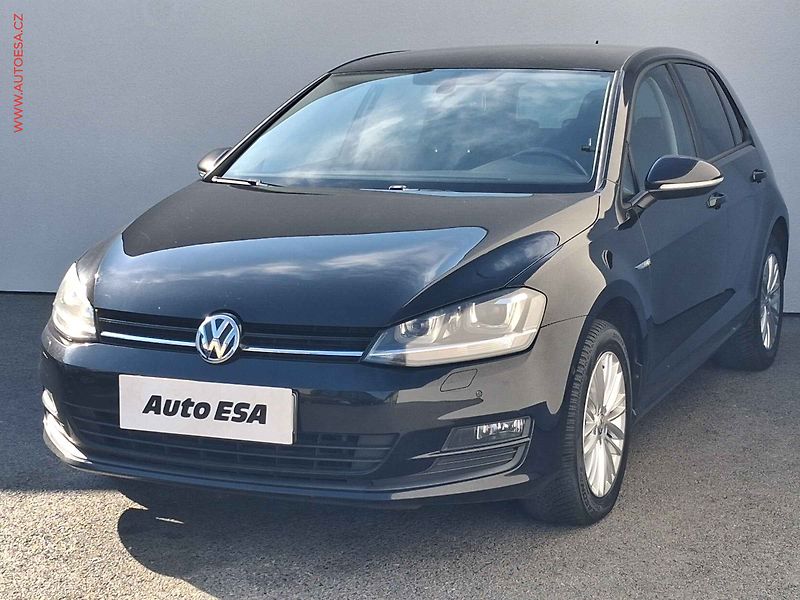 Volkswagen Golf (2014) 1.2 TSi, CUP, nez.topení - fotka 3 z 15