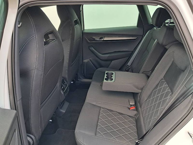 Škoda Karoq (2024) SportLine 1.5 TSI / 110KW  DSG - fotka 26 z 34