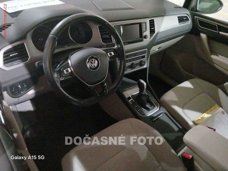 Volkswagen Golf Sportsvan (2015) 1.6. tdi, AT - fotka 3 z 3