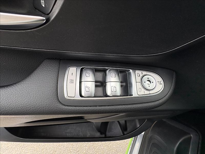 Mercedes-Benz Třídy V 2,2 250 CDi 4M,Led,Navi,Kamera - fotka 4 z 44