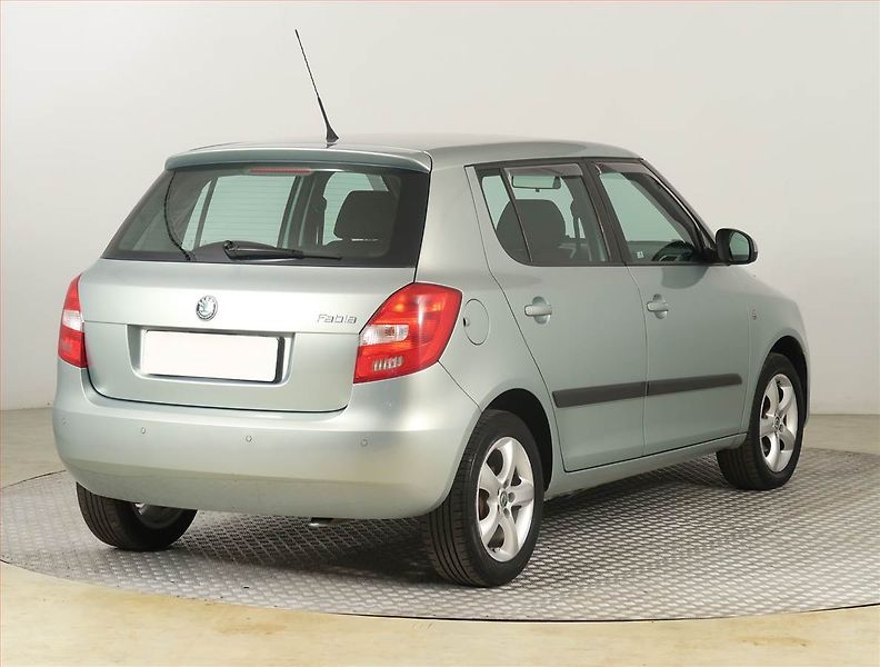 Škoda Fabia (2011) Elegance 1.2 TSI, Tempomat - fotka 5 z 16