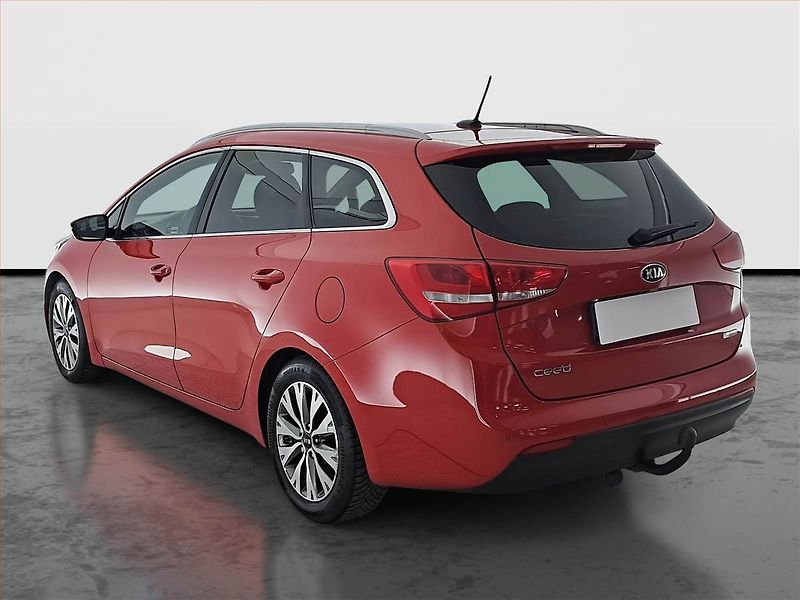 Kia Ceed (2016) 1.6 GDI, Serv.kniha, Navi - fotka 4 z 20