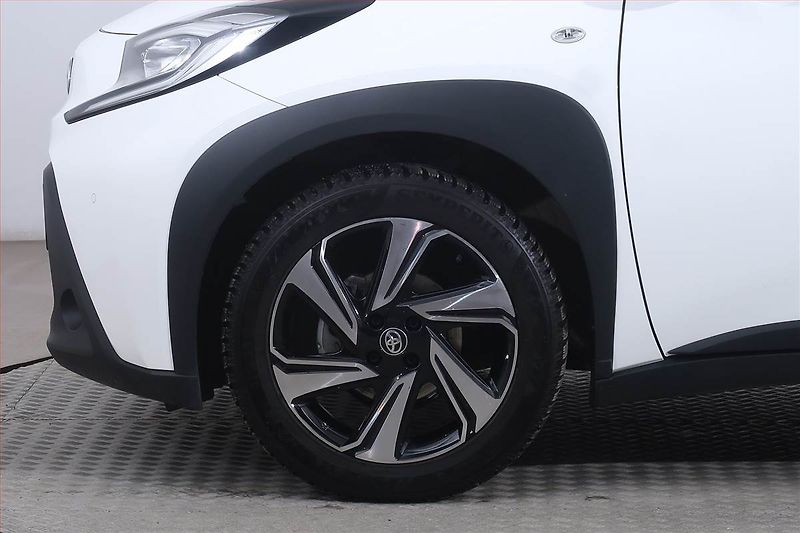 Toyota Aygo (2024) 1.0, Automat, Serv.kniha, Navi - fotka 15 z 23