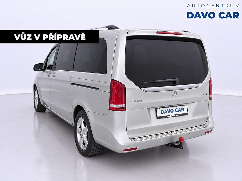 Mercedes-Benz Třídy V 2,1 250d 120kW Bluetec 8-míst - fotka 2 z 12