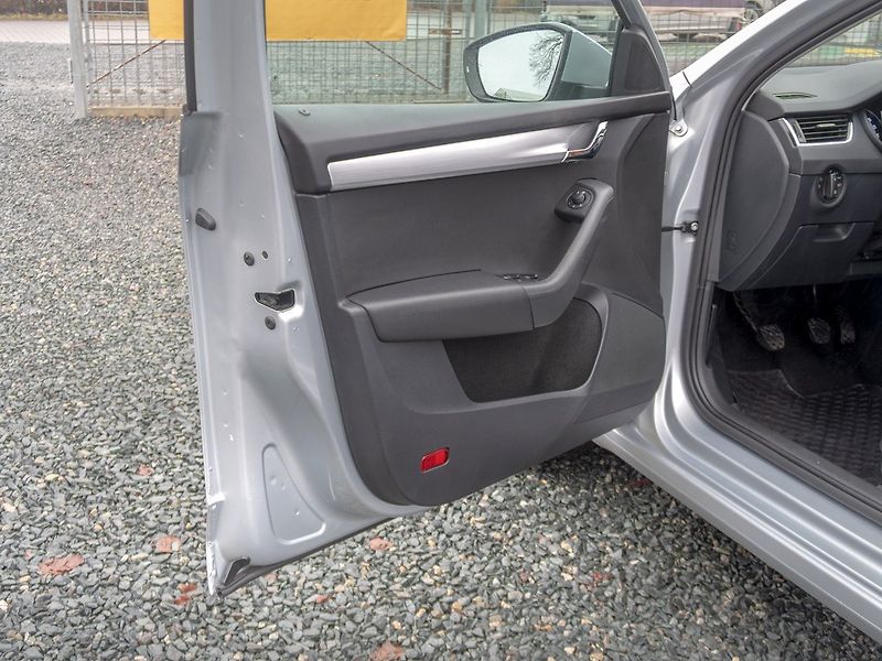 Škoda Octavia (2020) ČR 2.0TDI 110KW – 1 majitel - fotka 10 z 48