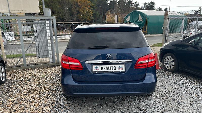Mercedes-Benz Třídy B (2011) B200i 115kW *ALU*Kůže*PDC* - fotka 5 z 22