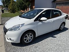 Peugeot 208 1.2i 60 KW ALU SERVIS. - fotografie inzerátu