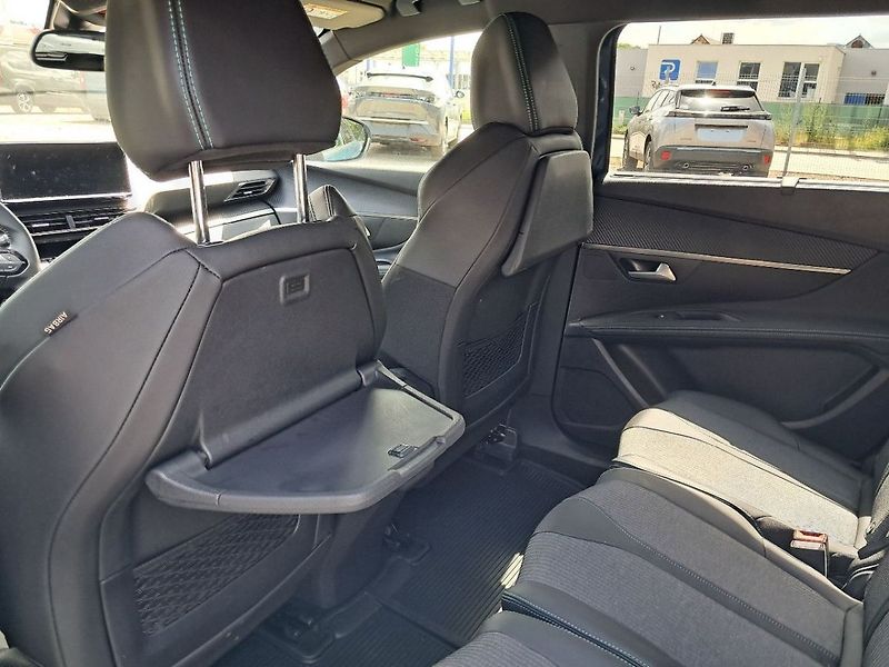 Peugeot 5008 5008 ALLURE PACK BlueHDi 130 S - fotka 11 z 16
