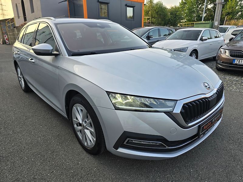 Škoda Octavia 2.0TDi 110kW DSG STYLE + NAVI - fotka 2 z 23