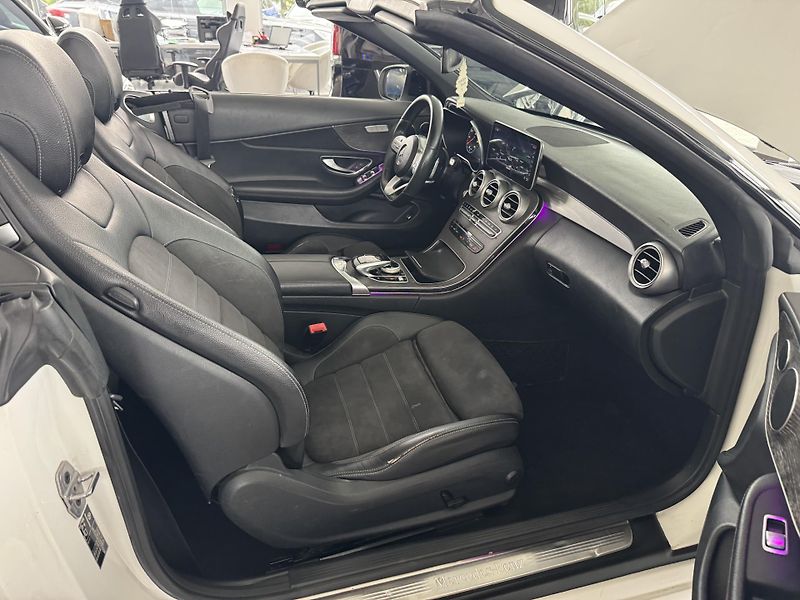 Mercedes-Benz Třídy C (2019) C200 4M AMG - fotka 15 z 22