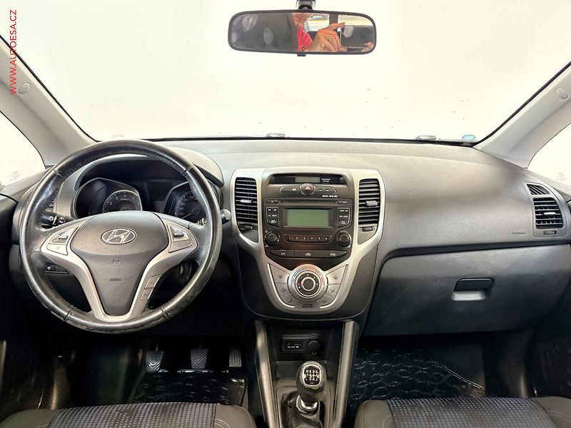 Hyundai ix20 (2013) 1.4 VVTi, 1.maj,ČR, AC, TZ - fotka 8 z 14