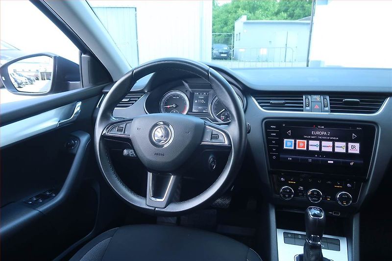 Škoda Octavia (2020) 2.0 TDI, Automat, Serv.kniha - fotka 7 z 23