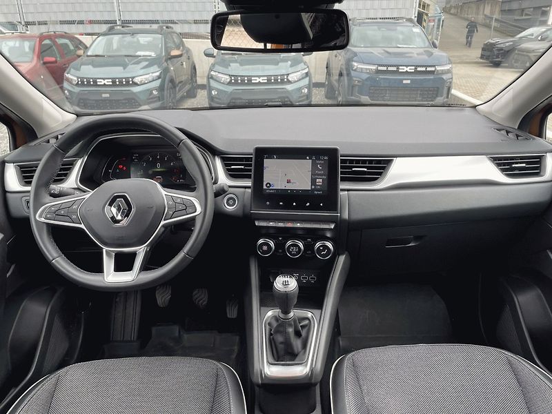 Renault Captur (2023) 1.0 TCe,67kW,Intens,1.Maj,ČR - fotka 15 z 32