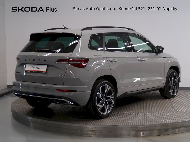 Škoda Karoq (2026) SPORTLINE 2.0TDI 110KW 4x4 DSG - fotka 2 z 45