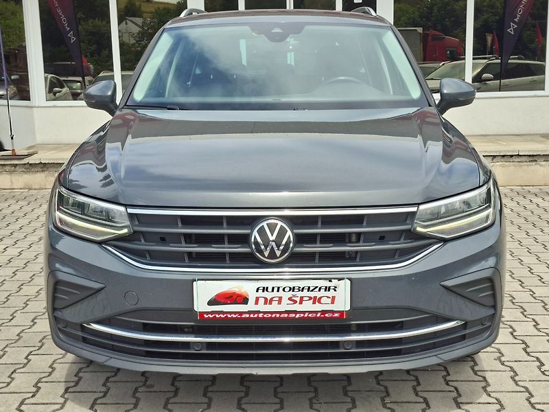 Volkswagen Tiguan (2022) 2.0TDI 110kW DSG LIFE - fotka 3 z 50